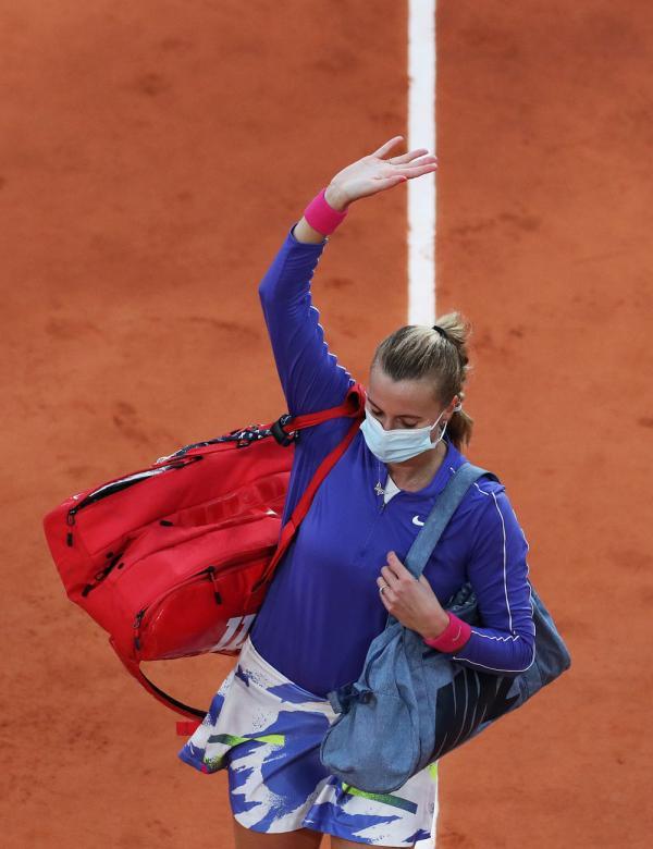 关于科维托娃重返赛场，大比分获胜首场状态出色，美国队观众沸腾！气势如虹延续的信息壹号娱乐平台